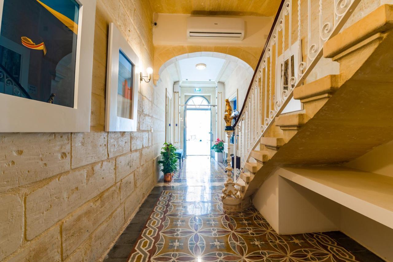 Hotel Monreal Boutique Townhouse - R024Rm4 Paola Exterior foto